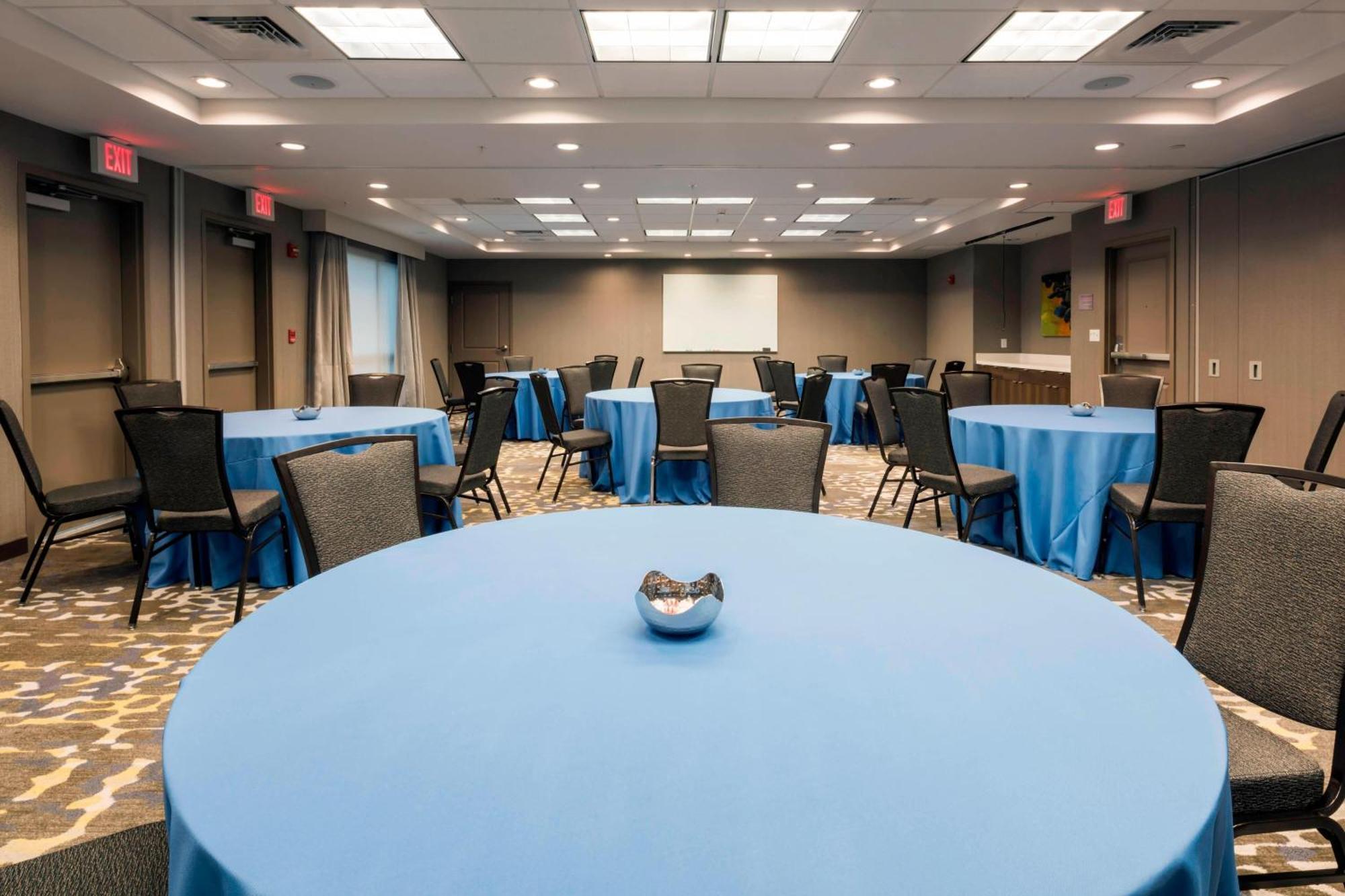 Springhill Suites By Marriott Fishkill Bagian luar foto