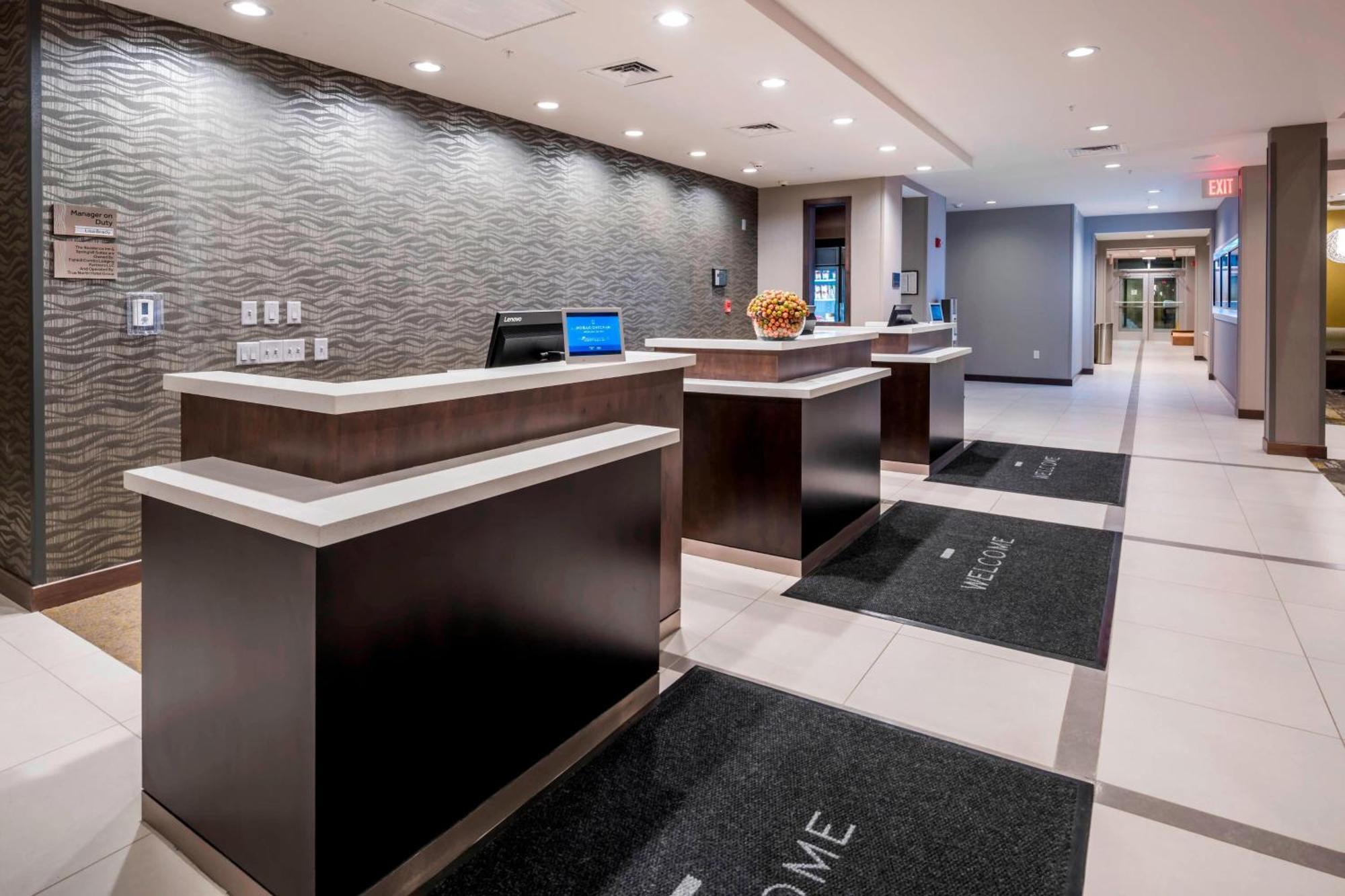 Springhill Suites By Marriott Fishkill Bagian luar foto