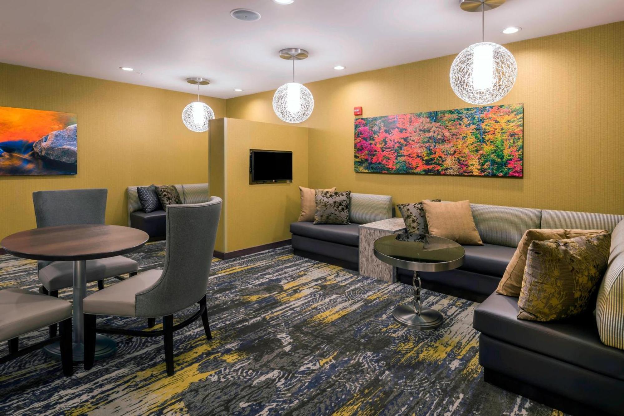 Springhill Suites By Marriott Fishkill Bagian luar foto